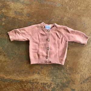 Dusty rose Kindly sweater with wooden buttons